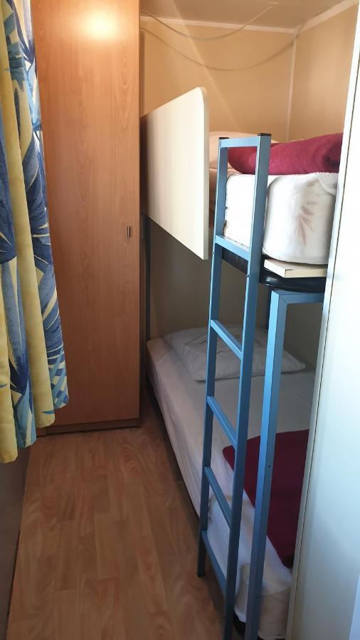 Camping Le Pre Cathare ลาเวอลาเนต์ ภายนอก รูปภาพ
